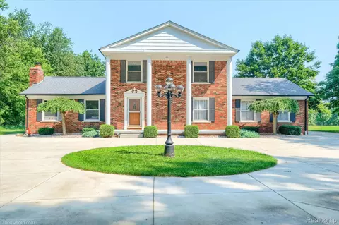 2784 S Blacks Corners Rd, Imlay City, MI 48444