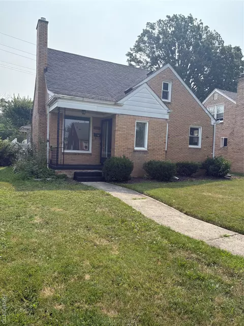 1415 13th St, Wyandotte, MI 48192