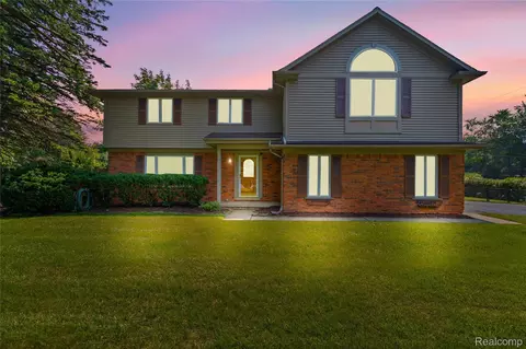3610 South Blvd, Bloomfield Hills, MI 48304