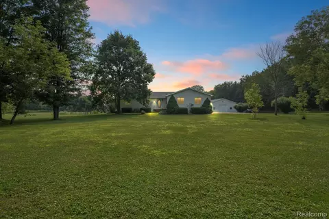 3421 N Mill Rd, Dryden, MI 48428