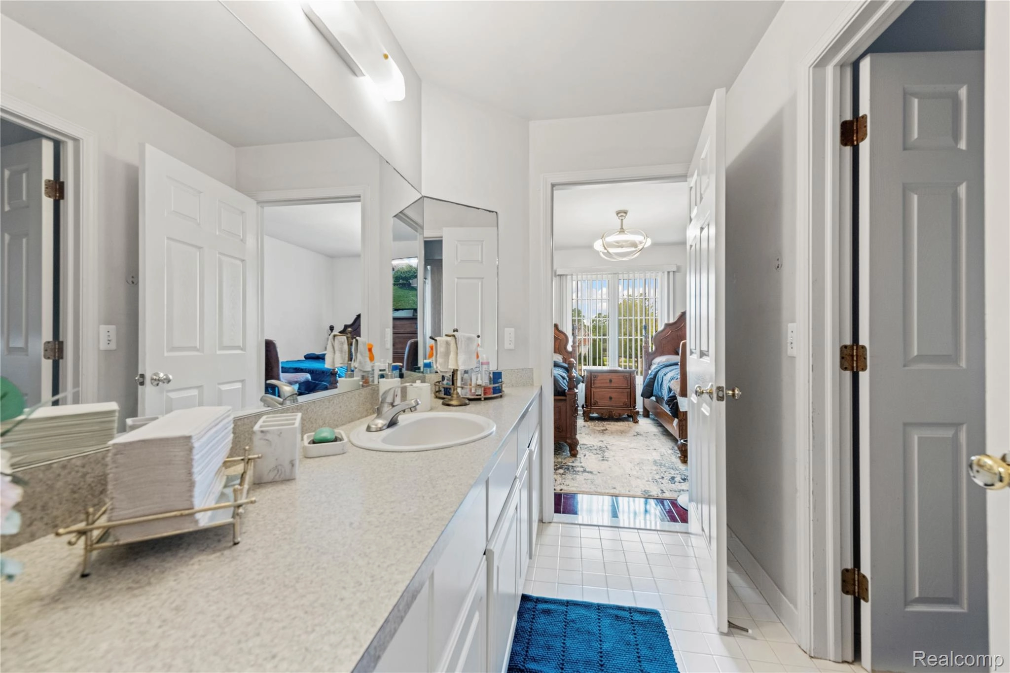 せら2 35839 Bella Sera Dr, Sterling Heights, MI 48312 | MLS