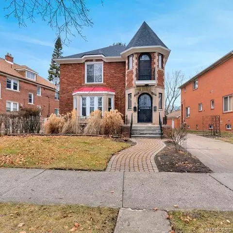 10354 S Morrow Cir, Dearborn, MI 48126
