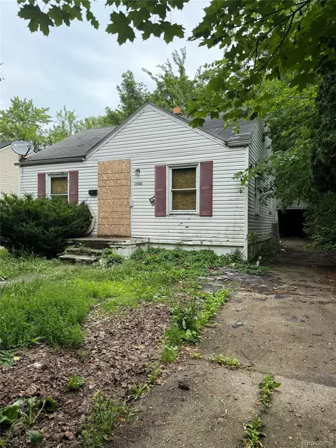 19960 Bradford St, Detroit, MI 48205