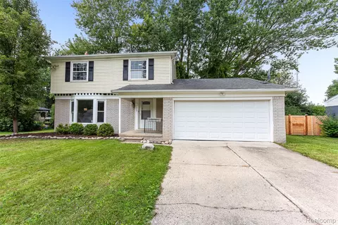 3904 Cloverlawn Ave, Pittsfield, MI 48197