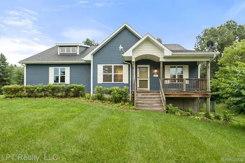 4177 Julie Kim Ln, Goodrich, MI 48438