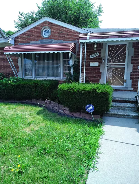 6906 Greenview Ave, Detroit, MI 48228