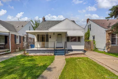 6349 Heyden St, Dearborn Heights, MI 48127