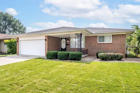 13764 Tefft Dr, Warren, MI 48088