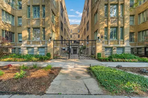 120 Seward St #303, Detroit, MI 48202