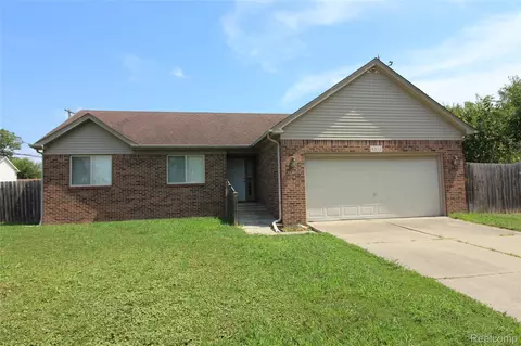 4315 Isabelle St, Inkster, MI 48141