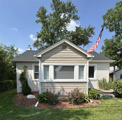 3310 Crooks Rd, Rochester Hills, MI 48309