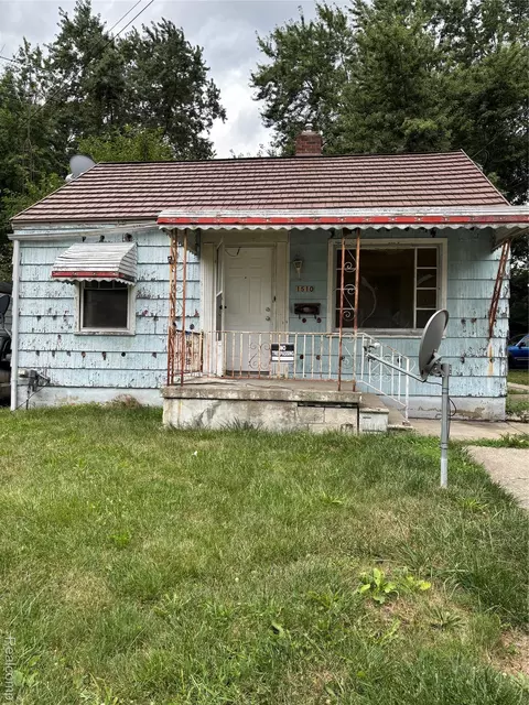 1510 Knight Ave, Flint, MI 48503