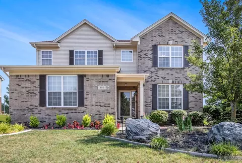 994 Chelsea Blvd, Oxford, MI 48371