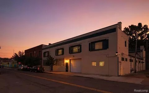 436 E Milwaukee St #8, Detroit, MI 48202