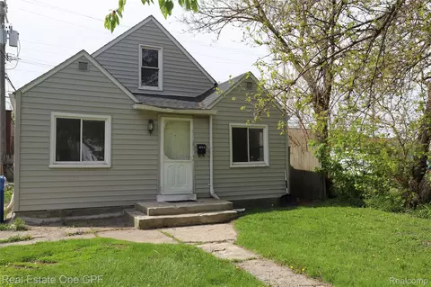 7052 Rivard Ave, Warren, MI 48091