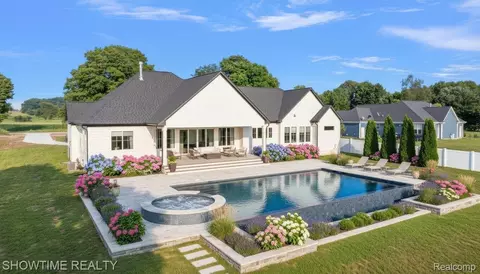 65855 Mound Rd, Washington, MI 48095