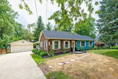 610 E Church St, Williamston, MI 48895