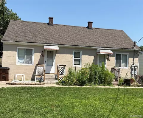 943 Cole Rd, Monroe, MI 48162 photo 1