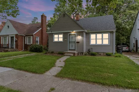 19142 Murray Hill St, Detroit, MI 48235