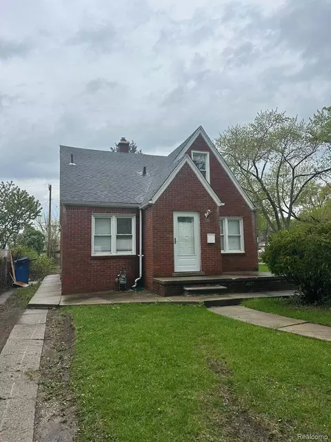 6557 Heyden St, Dearborn Heights, MI 48127