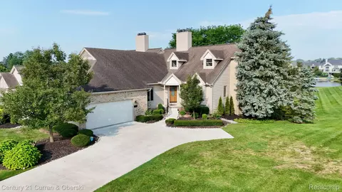 18215 Blue Heron Dr W, Northville, MI 48168