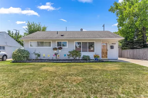 29781 Winter Dr, Garden City, MI 48135
