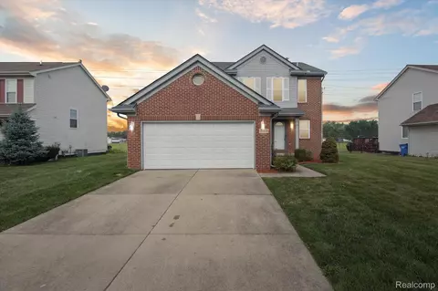 25113 Independence Trl, Warren, MI 48089