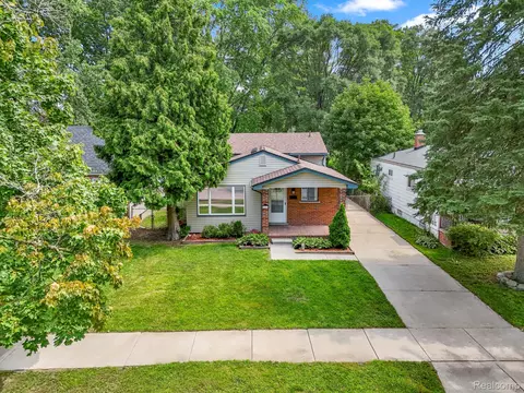 4149 Jackson St, Dearborn Heights, MI 48125