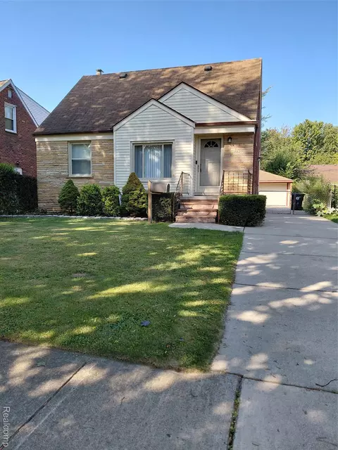 15627 Delaware Ave, Redford, MI 48239