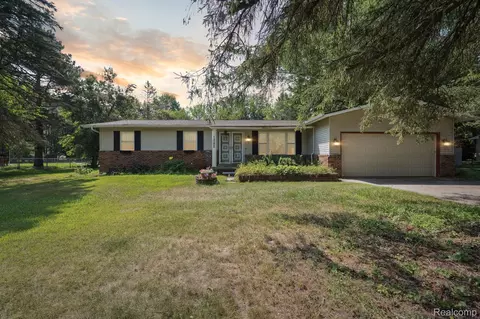 1285 N Alstott Dr, Marion, MI 48843