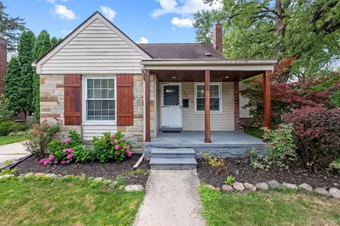1609 Catalpa Dr, Berkley, MI 48072