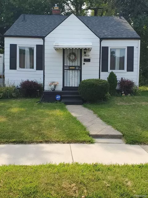 14619 Greenlawn St, Detroit, MI 48238