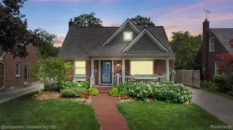 1608 N Pleasant St, Royal Oak, MI 48067