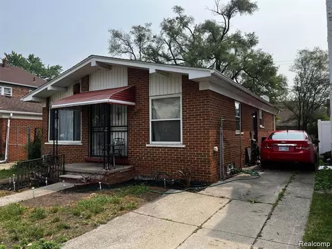 16816 Pinehurst St, Detroit, MI 48221
