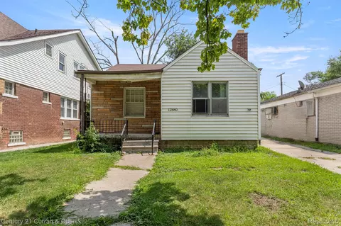12880 Sussex St, Detroit, MI 48227