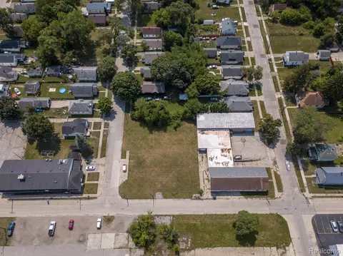 2201 S Niagara St, Saginaw, MI 48602
