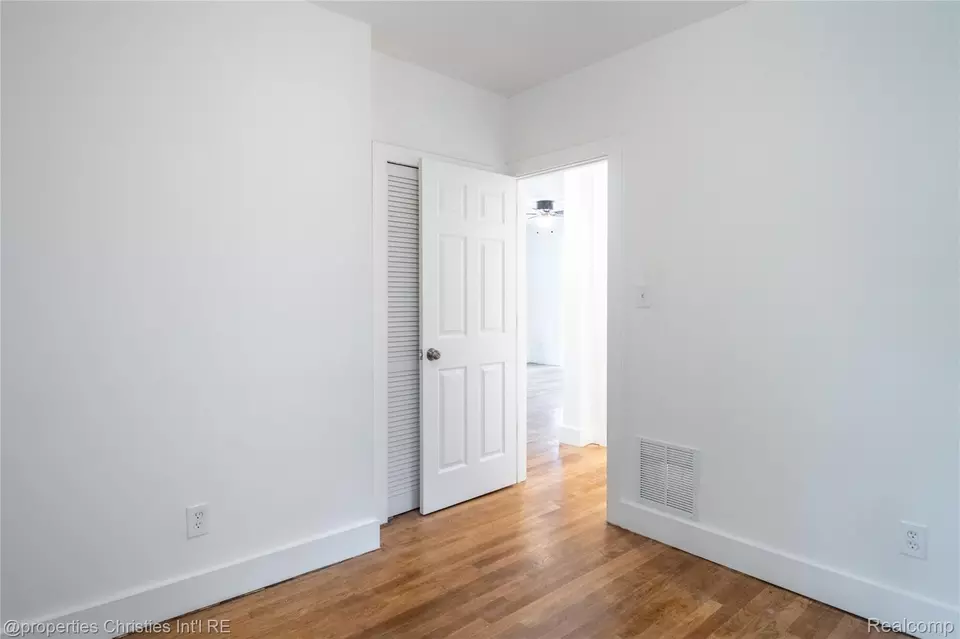 Bedroom - 4373 Balfour Rd, Detroit, MI 48224 photo 3 of 5