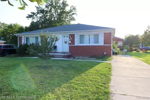 2668 Ackley Ave, Westland, MI 48186