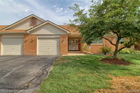 46158 Reedgrass Ln, Van Buren, MI 48111