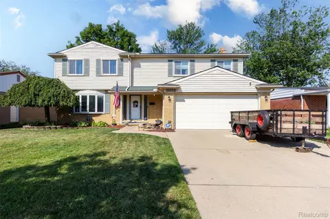 12274 Buckingham St, Southgate, MI 48195