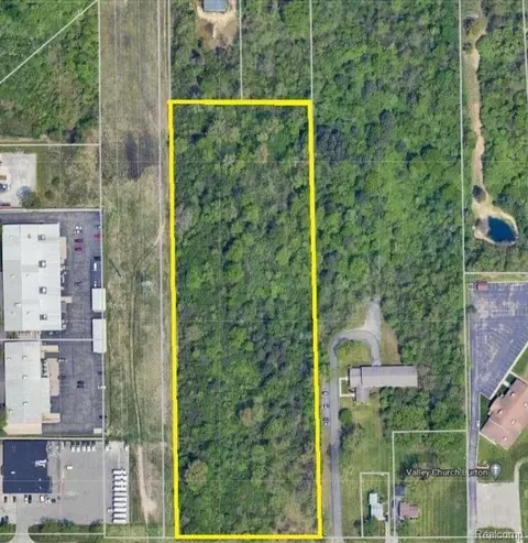 00 Lippincott Blvd, Burton, MI 48519