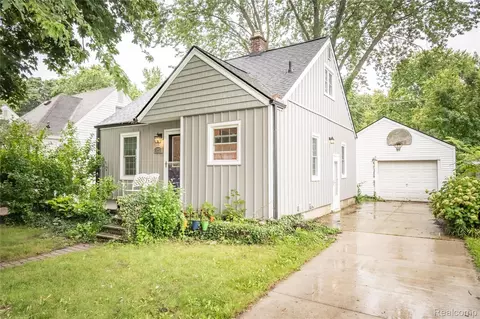 727 Charles St, Ypsilanti, MI 48198