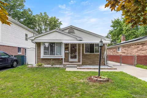 4114 Ziegler St, Dearborn Heights, MI 48125
