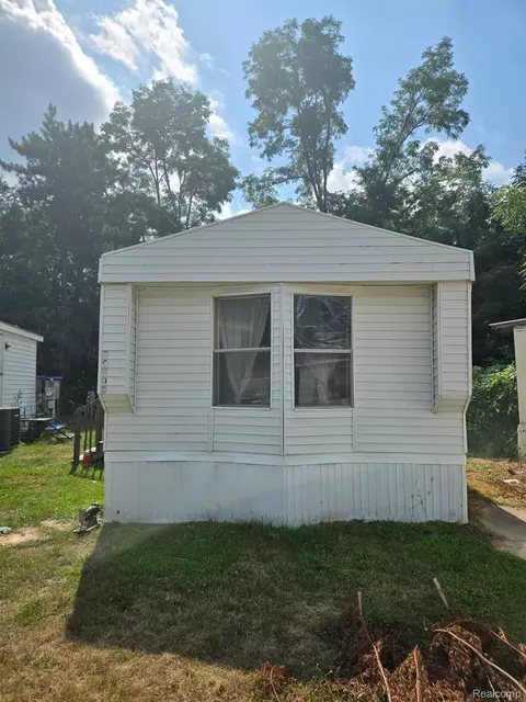 926 Hill St, Portland, MI 48875