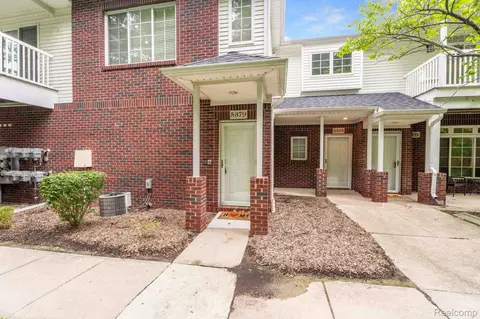 5379 Twin Oaks Dr, Sterling Heights, MI 48314