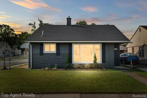 305 W Woodward Heights Blvd, Hazel Park, MI 48030