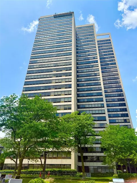 1001 W Jefferson Ave #8G, Detroit, MI 48226