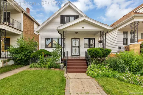 12099 Klinger, Hamtramck, MI 48212