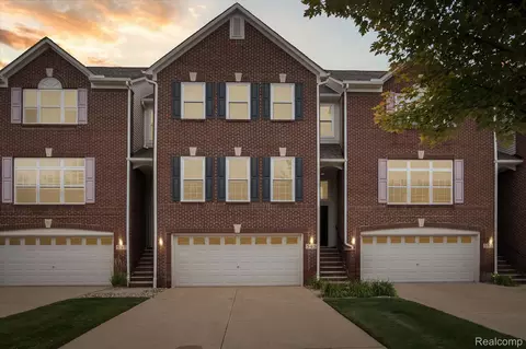 545 Cherry Orchard Rd, Canton, MI 48188