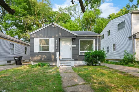 19786 Oakfield St, Detroit, MI 48235